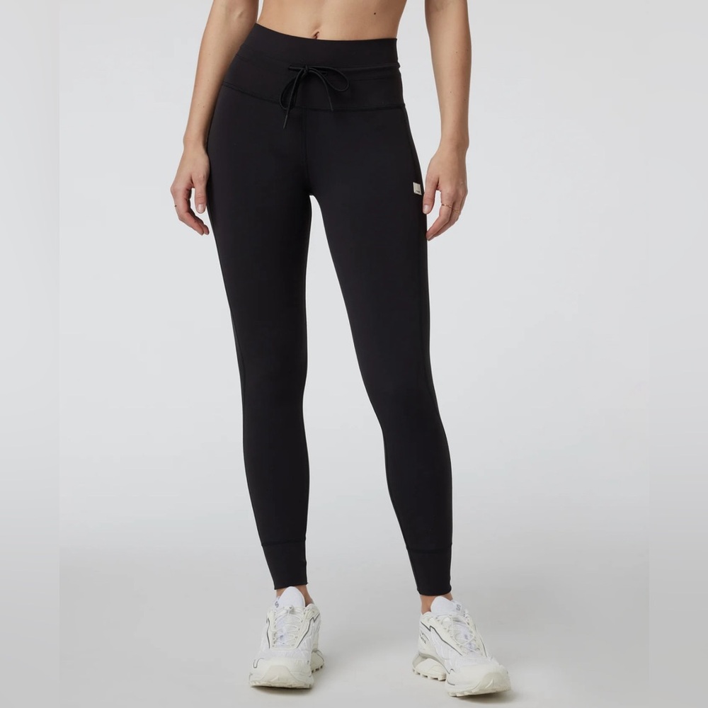 Vuori Daily Leggings, NWOT, Small, Black